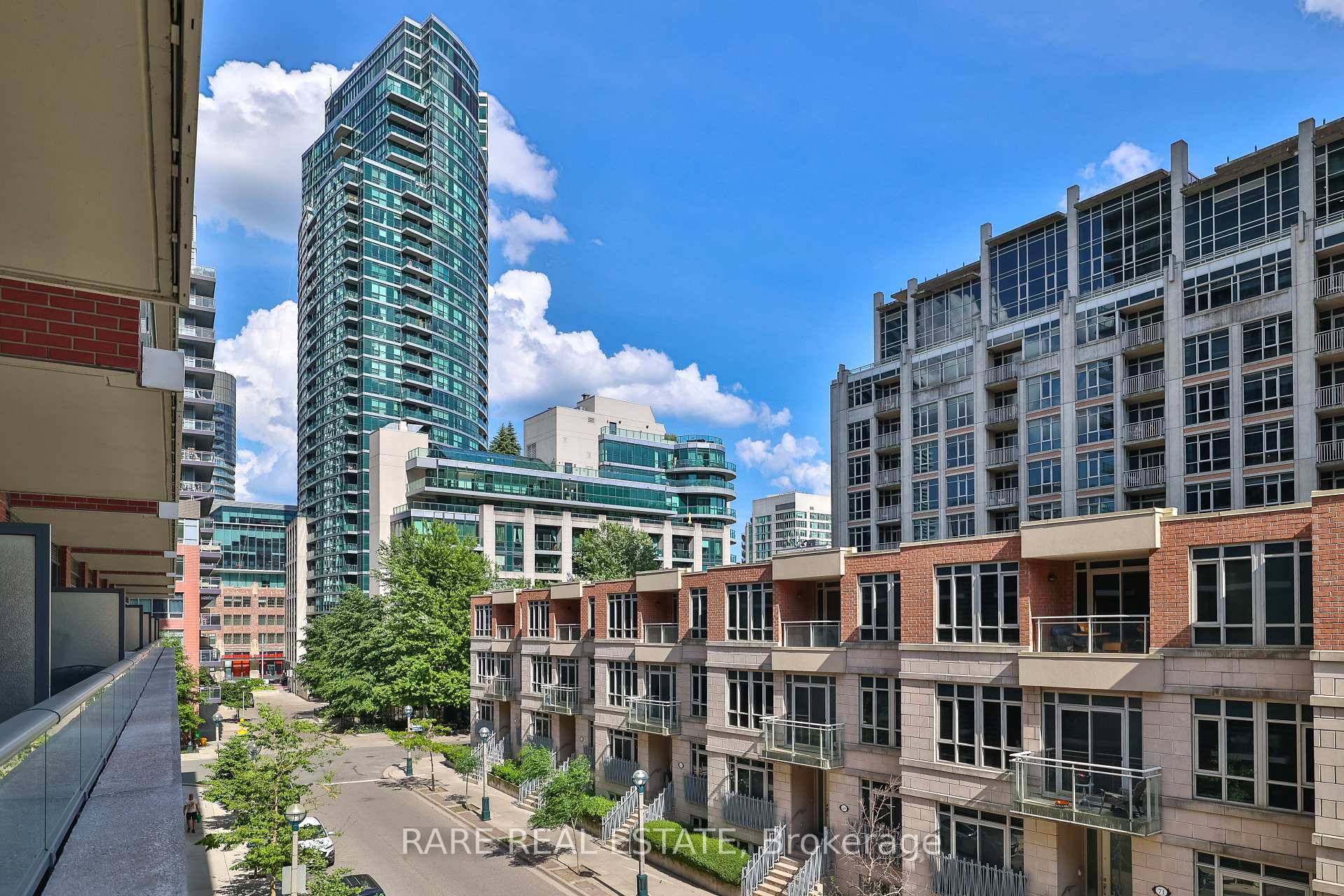 Welcome to 38 Iannuzzi St An exceptional One bedroom plus den layout offering the perfect blend of style, comfort, and convenience.