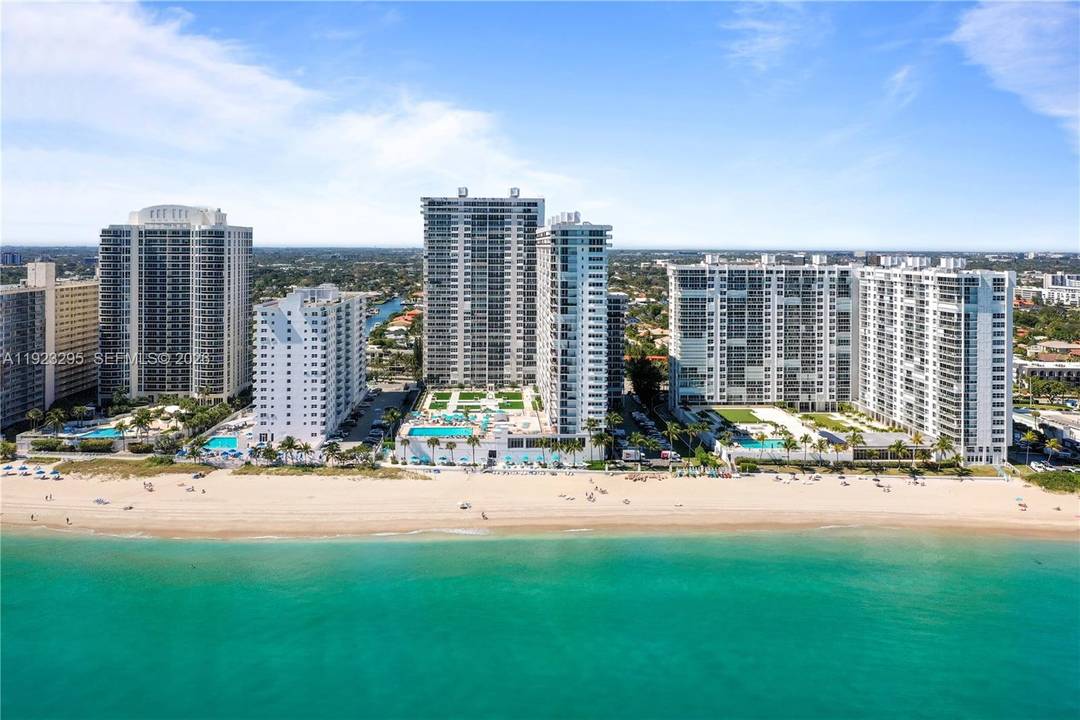 Brand new hurricane windows just installed enjoy beautiful ocean and sunrise views from every room while living in one of Fort Lauderdale s most desirable beachfront luxury buildings on Galt ...