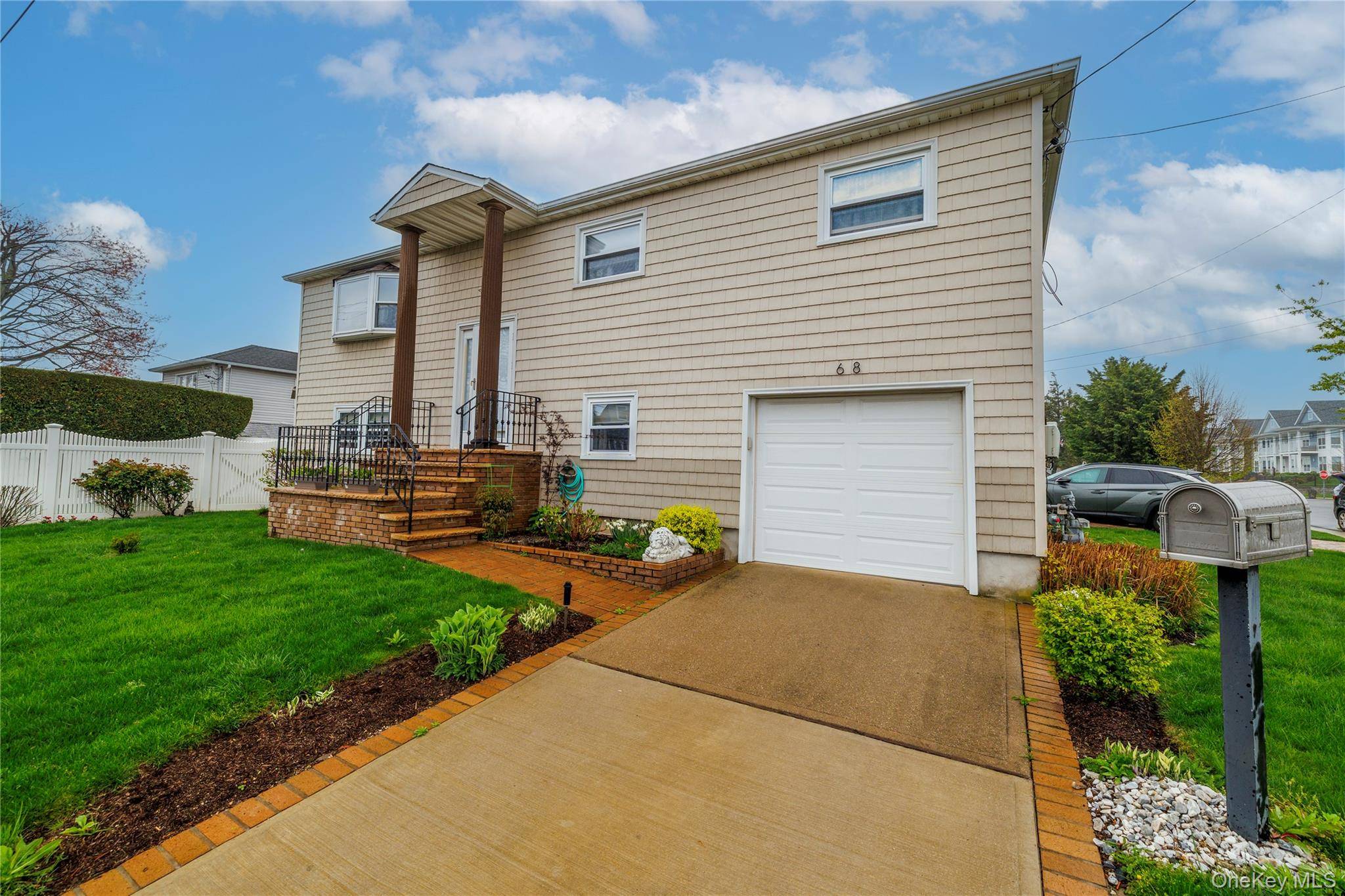 Best buy in sought after Harbor Isle !