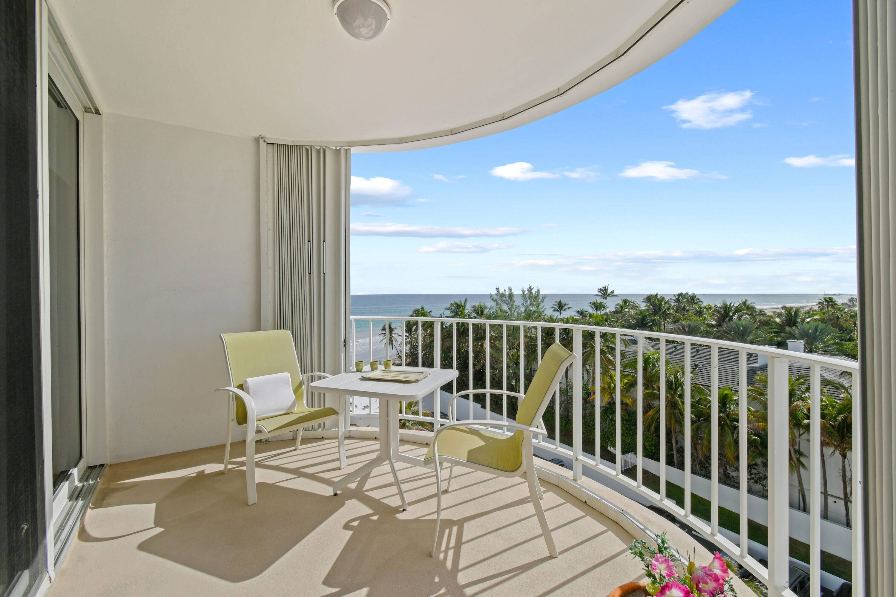 This exquisite pied a terre features ocean views from every room.