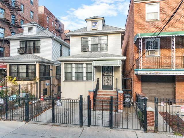 Beautifully kept single family home located in prime Elmhurst.