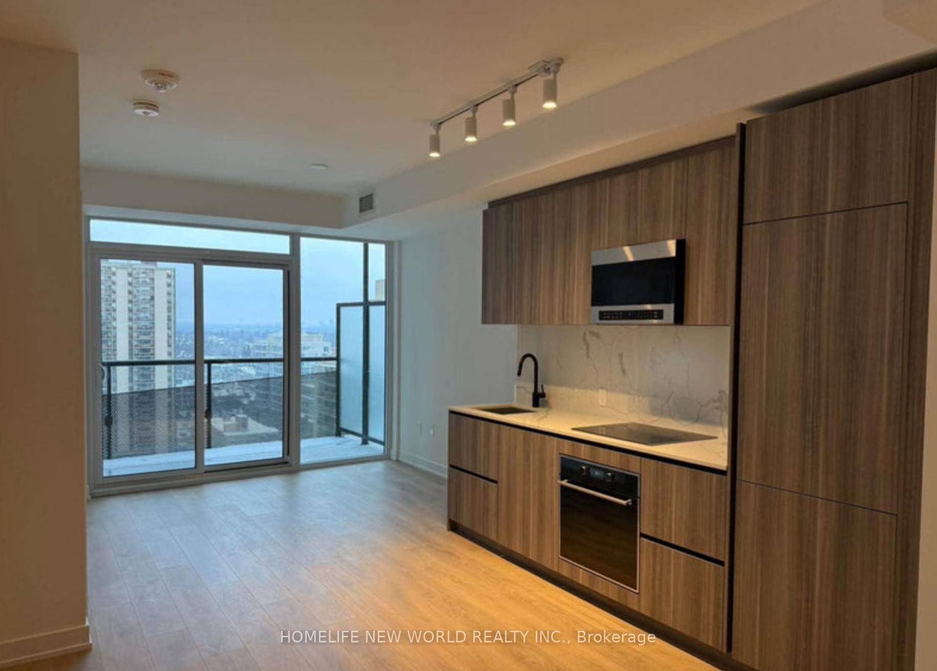Brand New 2 Bedrooms with a beautiful East View At Line5 Condos !