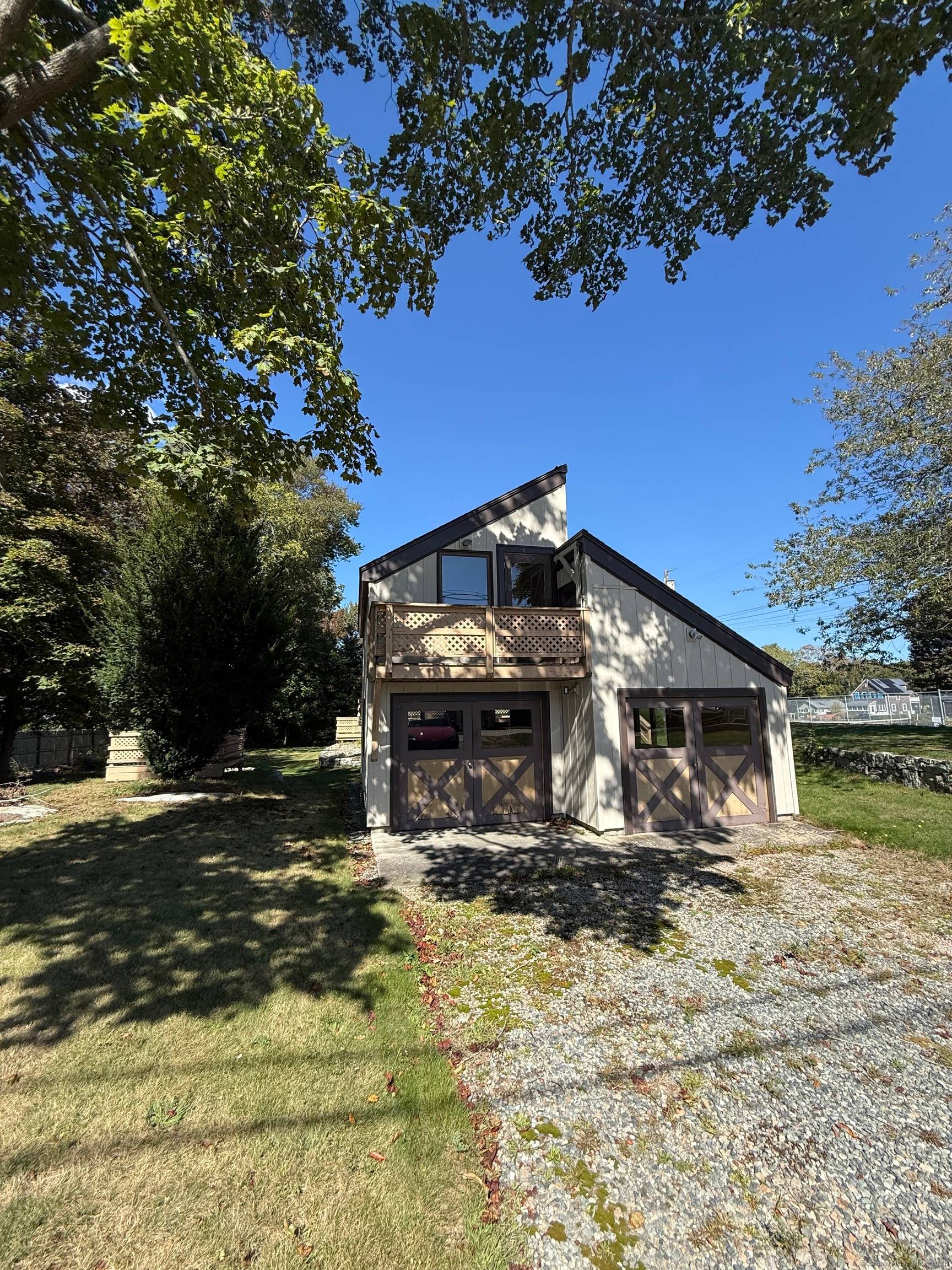 Come enjoy the lifestyle of Lord's Point in this 2 bedroom, 2 full bathroom Contemporary style home located directly across from the club house.