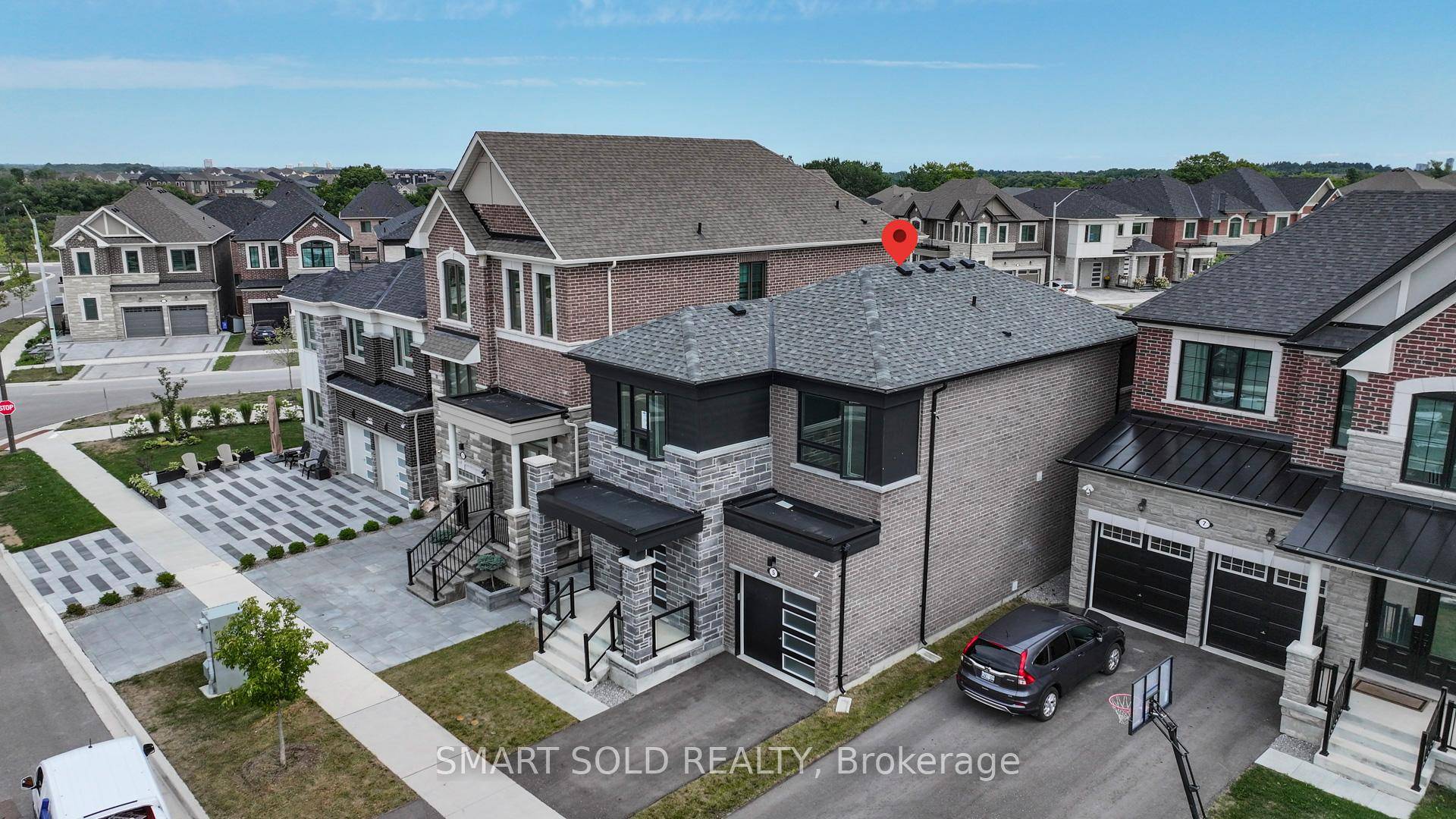 A Gem in spring Water ! Welcome to 5 Erin Ridge Court, Model Home Quality Detached Residence Built By Mattamy, Nestled On A Quiet Cul De Sac In Victoria Square ...