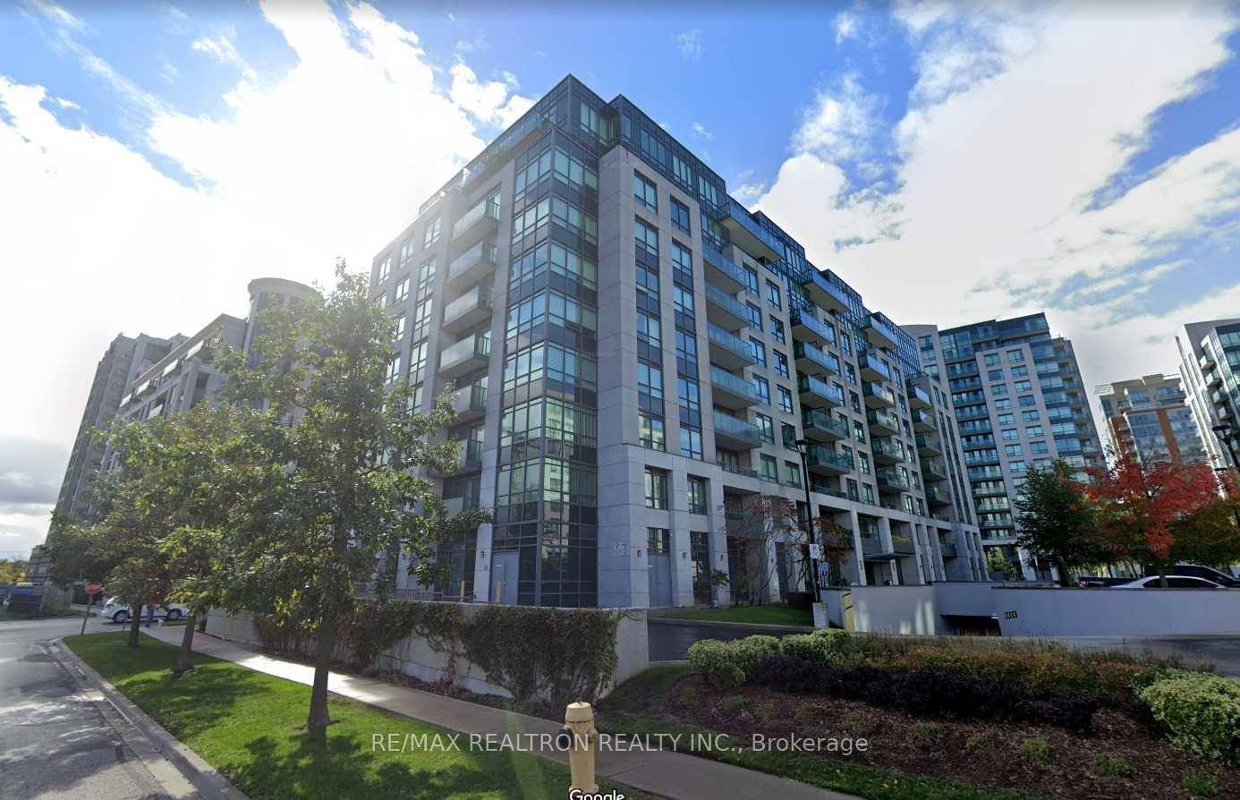 Move into this bright one bedroom condo in downtown Markham's Unionville.