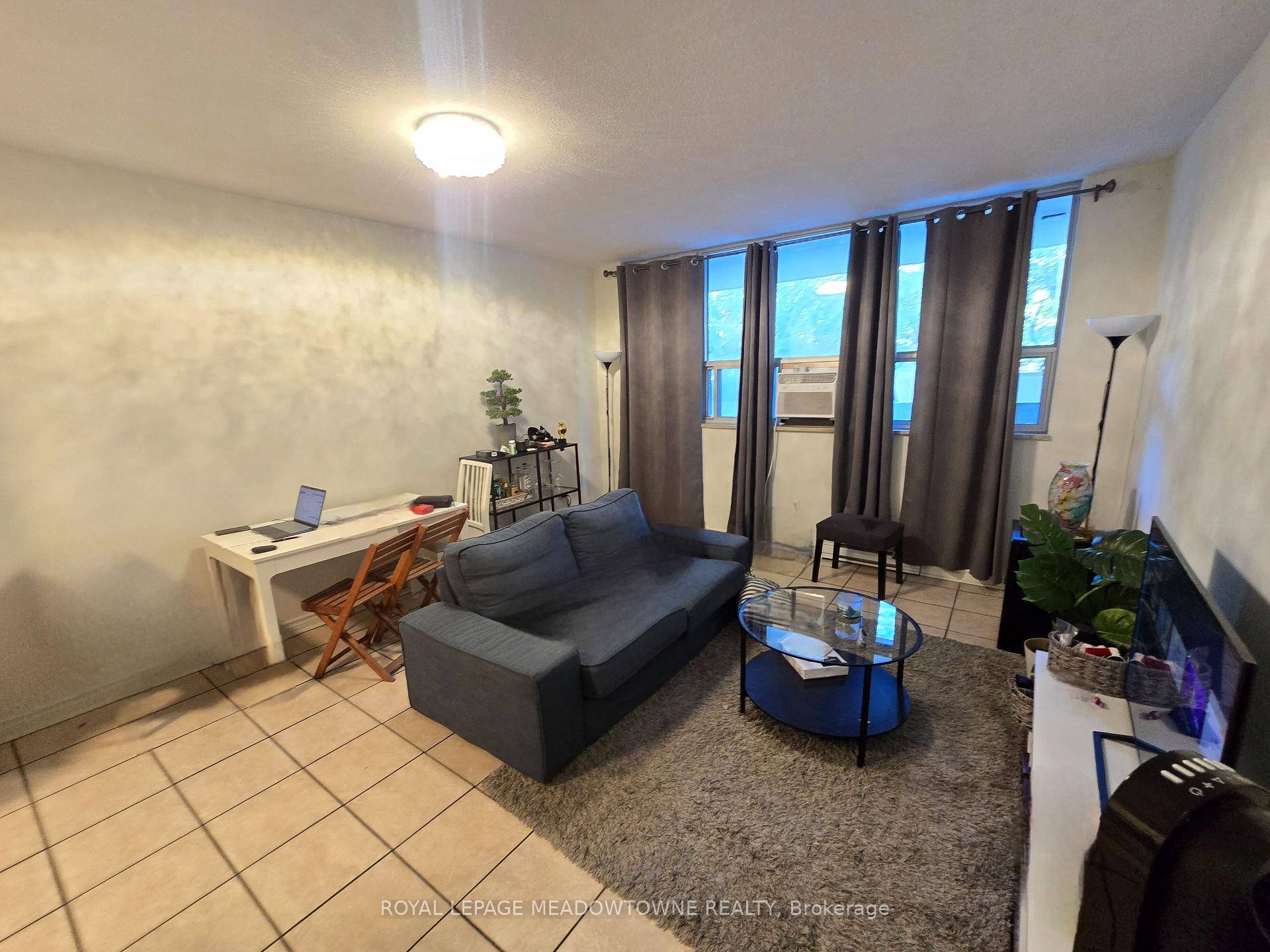 Welcome to this thoughtfully designed condo offering a bright, spacious, and open concept layout perfect for modern city living !