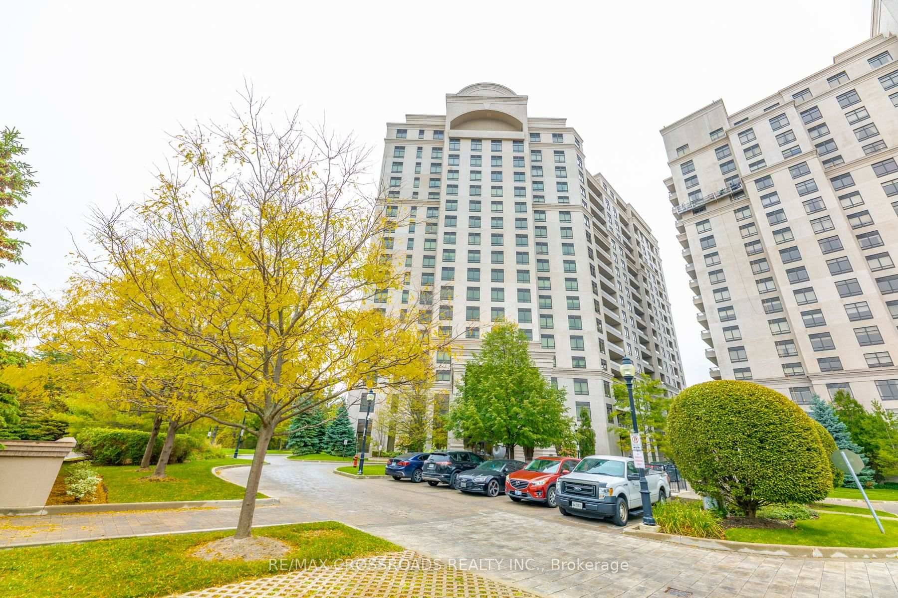 Welcome to this spacious and upgraded 1 1 bedroom, 2 bath suite in the highly sought after Bellaria Tower IV, offering 732 sq.