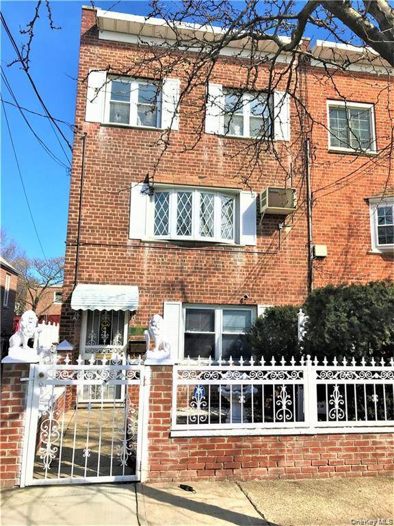 Newly Renovated 4 Bedroom Duplex For Rent Morris Park.