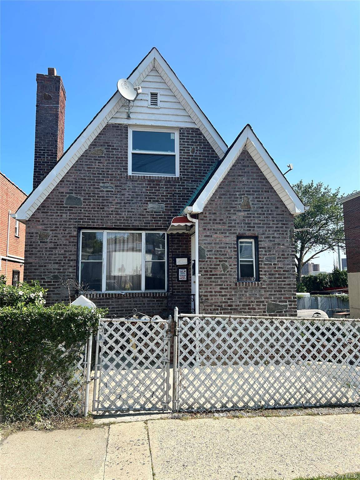 Looking for a detached property ?