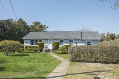 Beach Right Around the Corner From This Beautiful Hamptons Prop!
