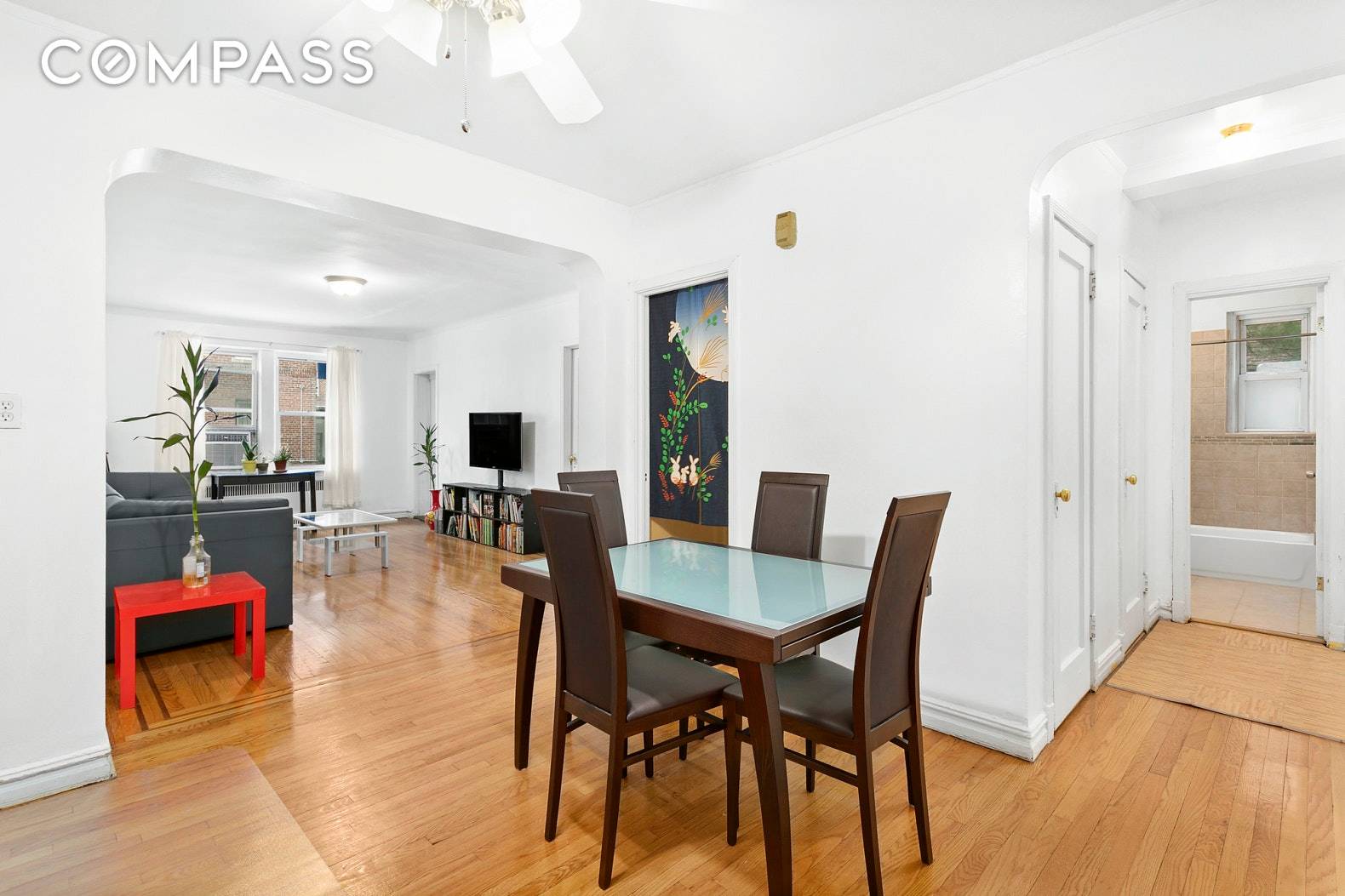 Midwood Amazing Location !