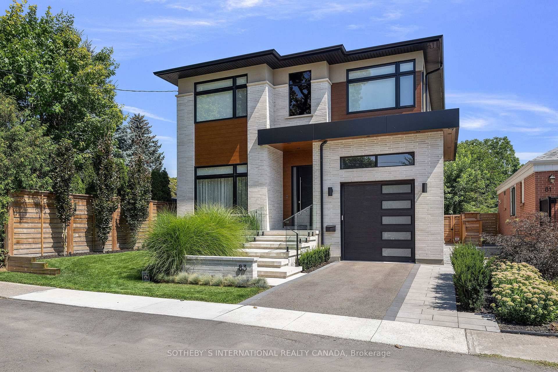 Come for the views, stay forever for the custom quality and luxury at every turn !