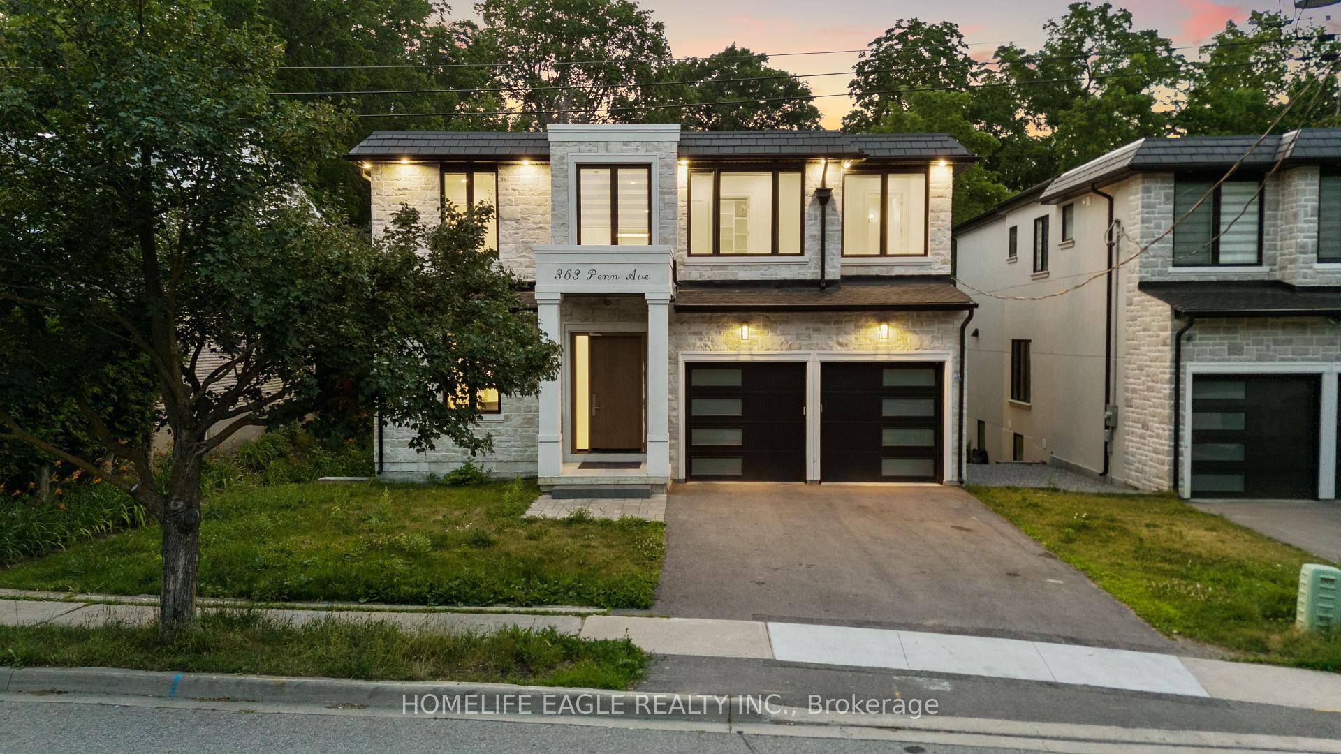 The Perfect 4 2 Bedroom amp ; 7 Bathroom Custom Built Home 2 Yrs New Premium 50ft X 194ft Lot Size 0.