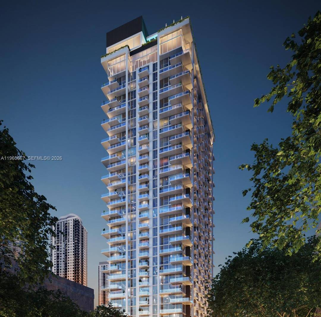 Brand new construction studio residence located in the Miami Worldcenter district.