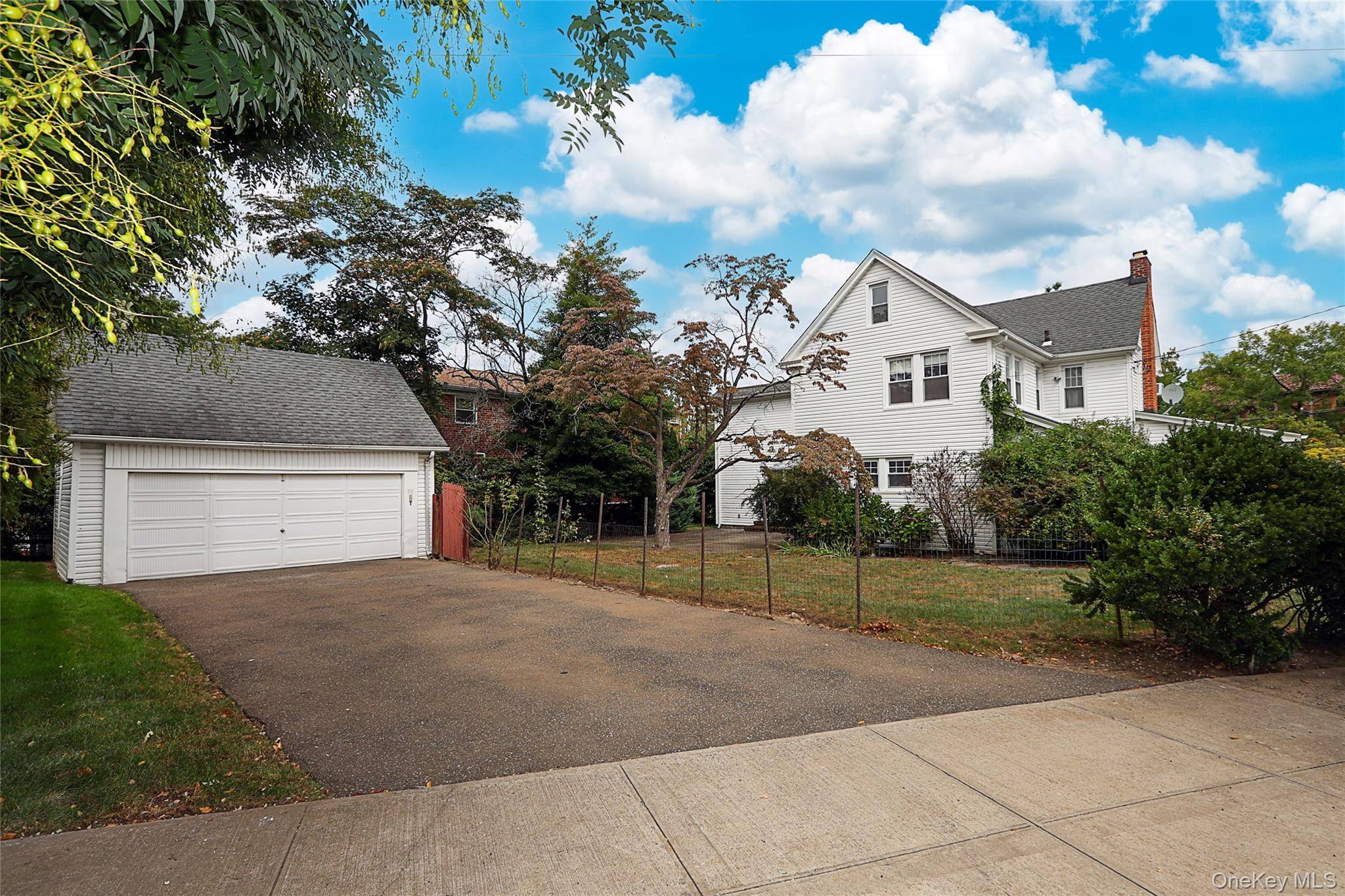 Welcome to 52 50 Little Neck Parkway, a spacious and well maintained single family home located in the heart of Little Neck within Queens School District 26.