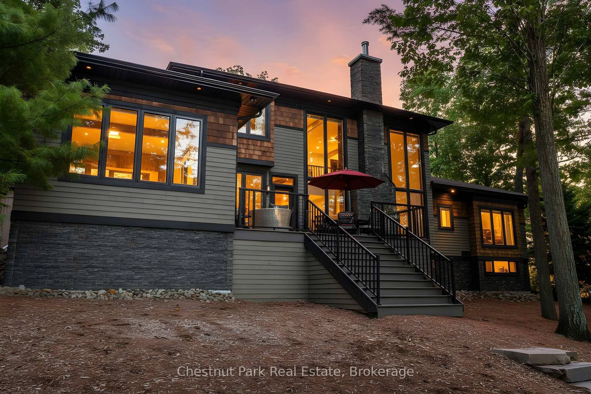 Nestled right in the heart of Bala, this recently built waterfront retreat offers the perfect balance of modern design and classic Muskoka charm.