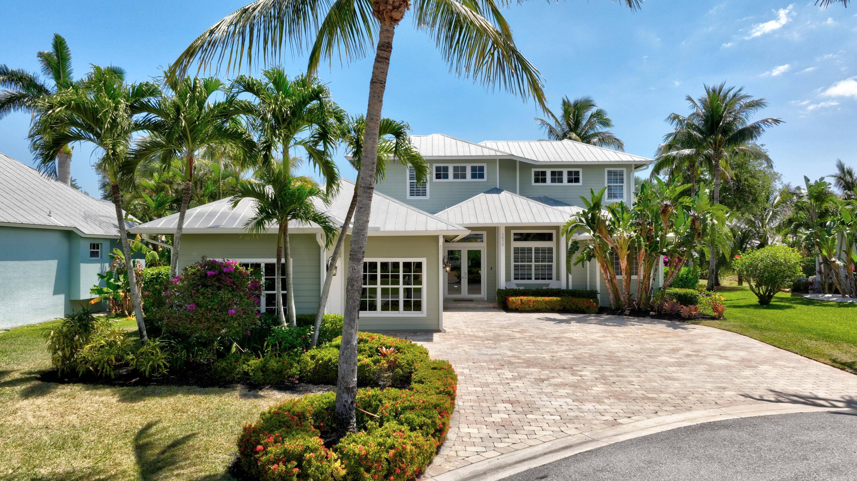 Welcome to The Reef ! A gated community inside of Rocky Point.