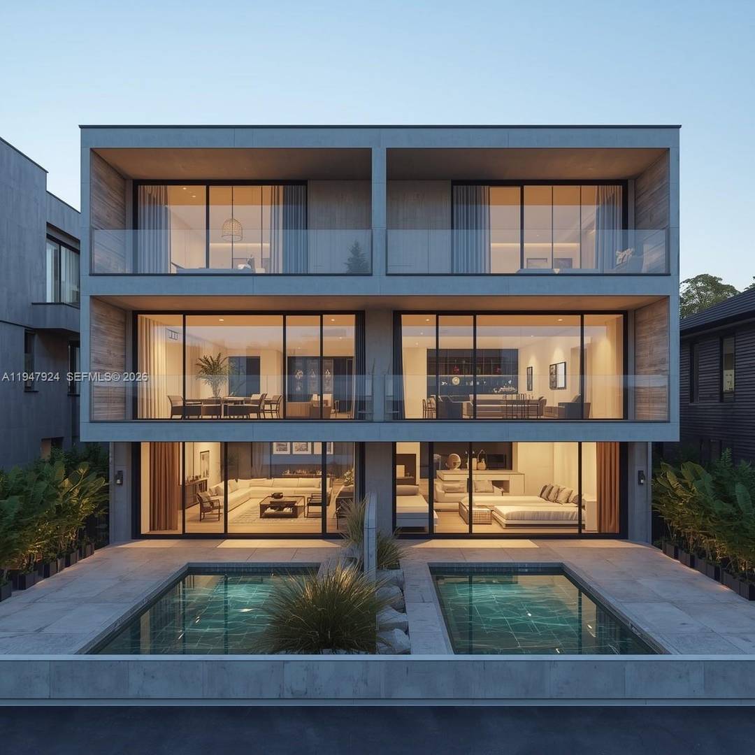 5670 SQ FT VACANT LOT LOCATED ON MIAMI AVE, ZONED T4 R MULTI FAMILY.