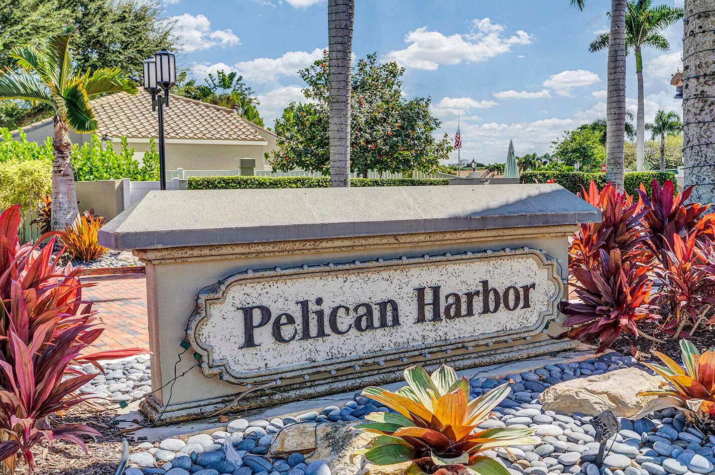 Welcome to Pelican Harbor, a beautifully maintained gated boating community in Delray Beach !