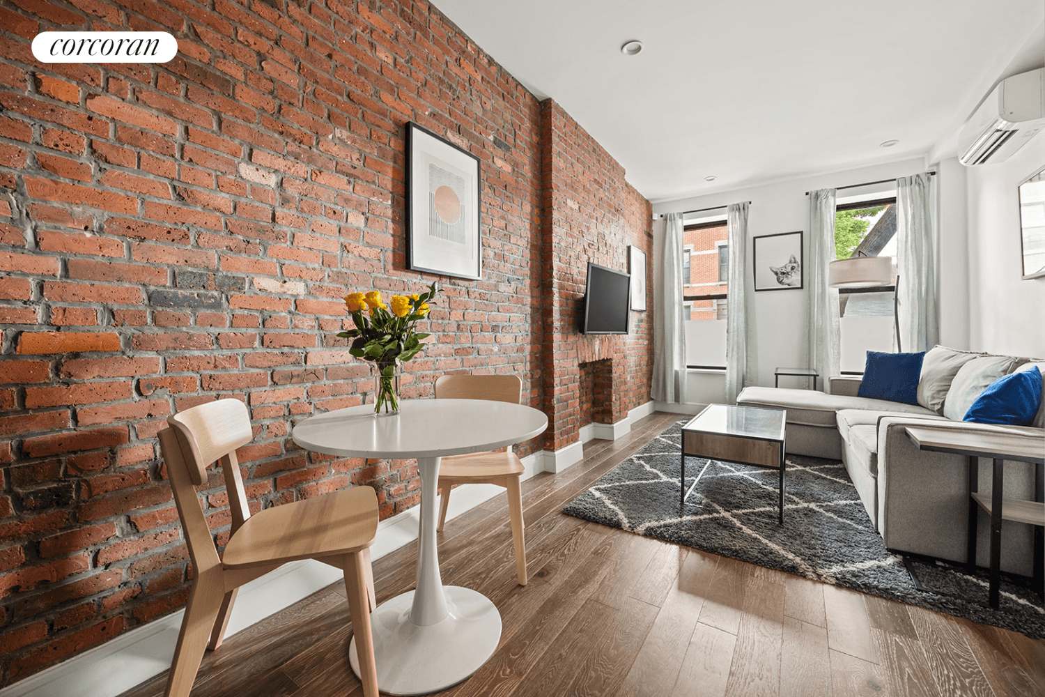Discover a chic loft style duplex nestled in a boutique condominium in the vibrant heart of Clinton Hill, Brooklyn.