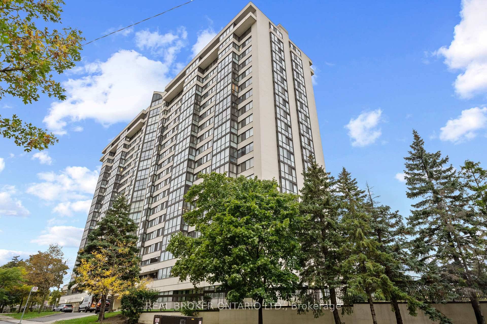 Welcome to Suite 1402 at 10 Markbrook Lane, a beautifully maintained 2 bedroom plus den, 2 bathroom corner unit offering over 1, 100 square feet of living space !