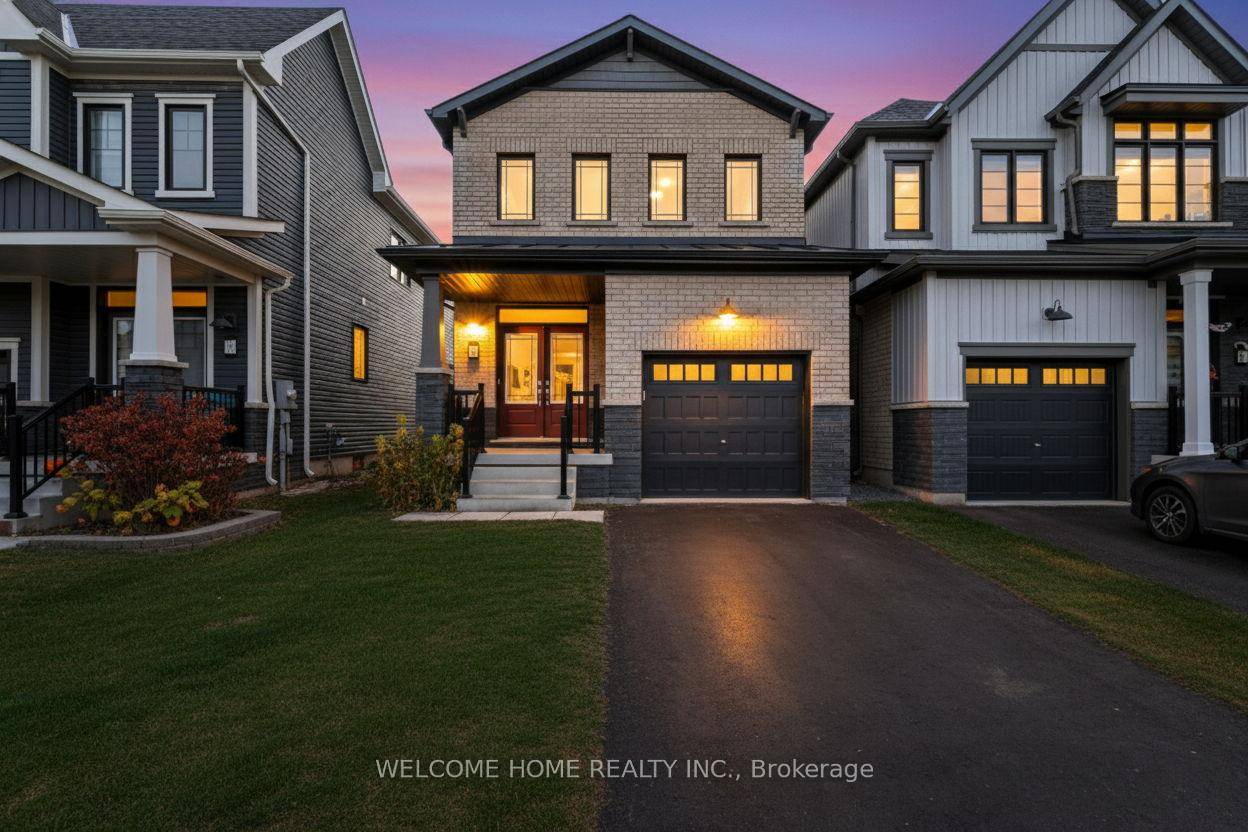 ONLY 1 YEAR OLD ! FRESHLY PAINTED !