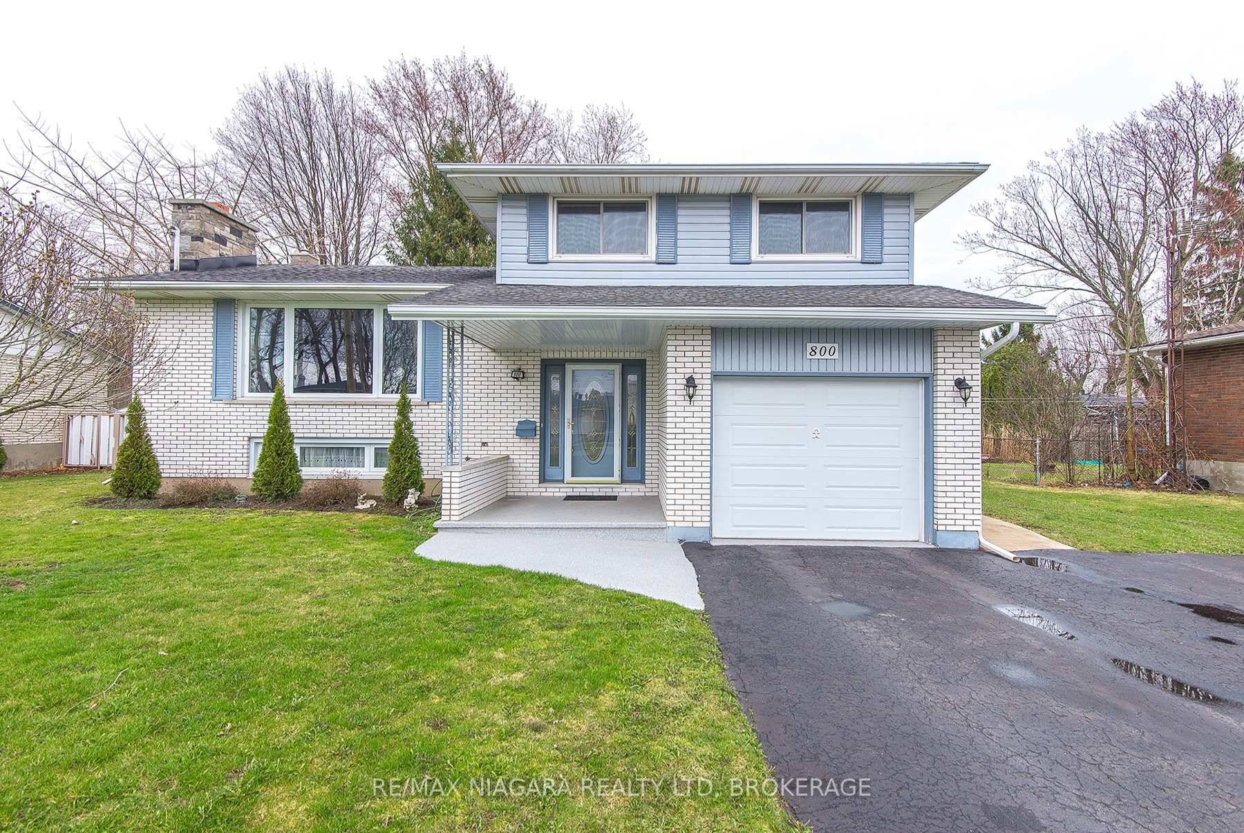 Welcome to this beautifully maintained 3 bedroom home located in the highly sought after Crescent Park community in Fort Erie.