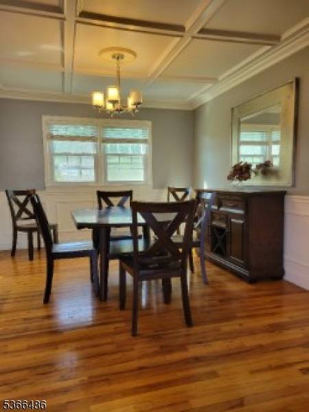 Beautifully renovated 4 bedroom home available for rent in desirable community of Brunswick Acres in Kendall Park.