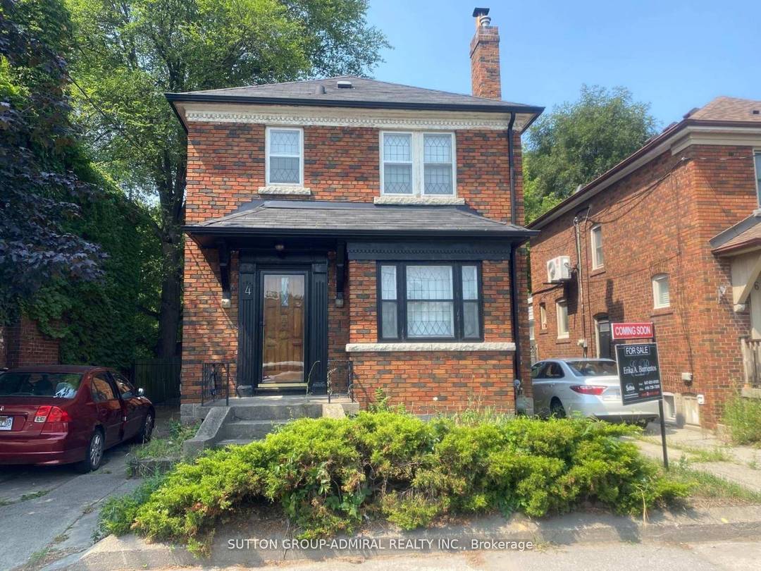 Charming 3 Bedroom Detached Home with a large backyard and private drive.