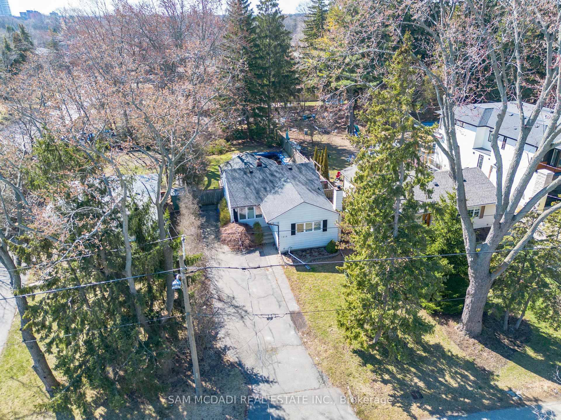 Exceptional building opportunity with habitable house in Mineola East community on a 50' x 163' ft lot.