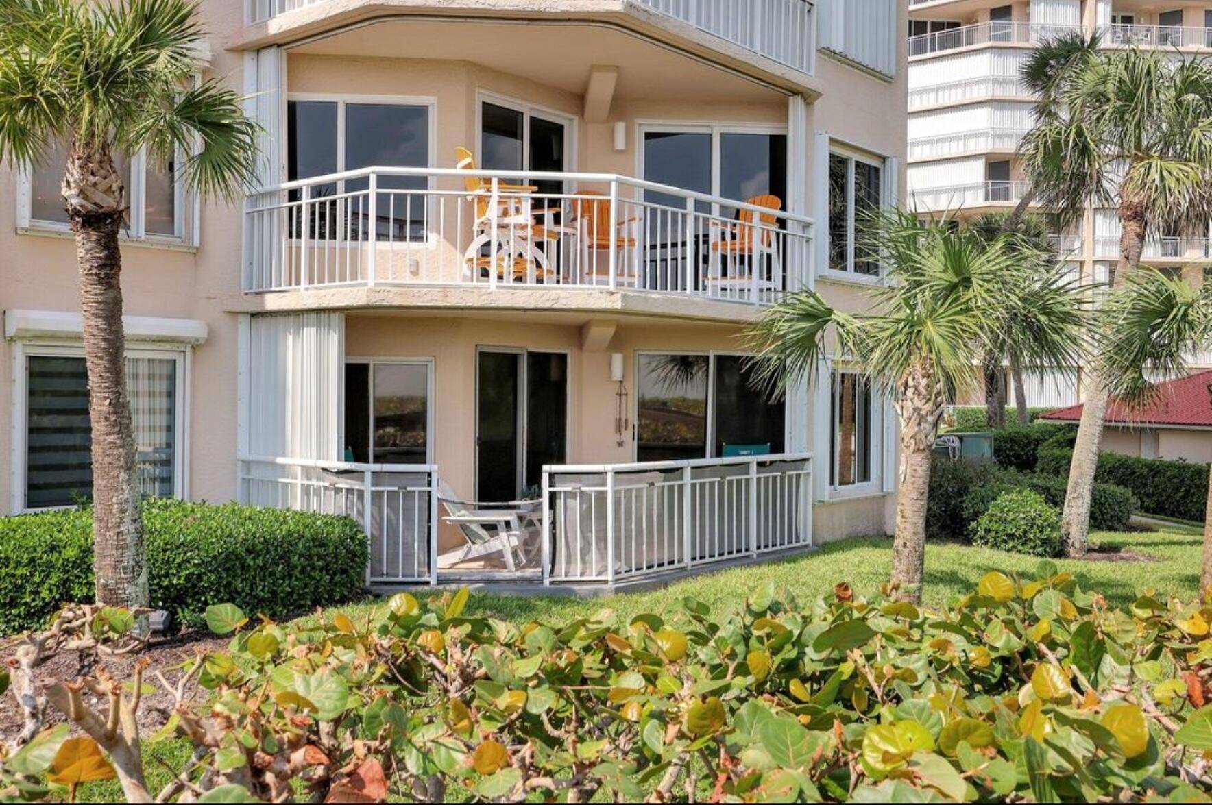HERE'S YOUR CHANCE TO OWN BEACHFRONT PROPERTY ALL OFFERS COSIDERED !