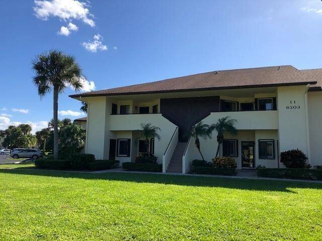 Move in ready CBS, 2 2, 2nd floor, 1, 224 Sq Ft end unit condo with private balcony and front door entry.