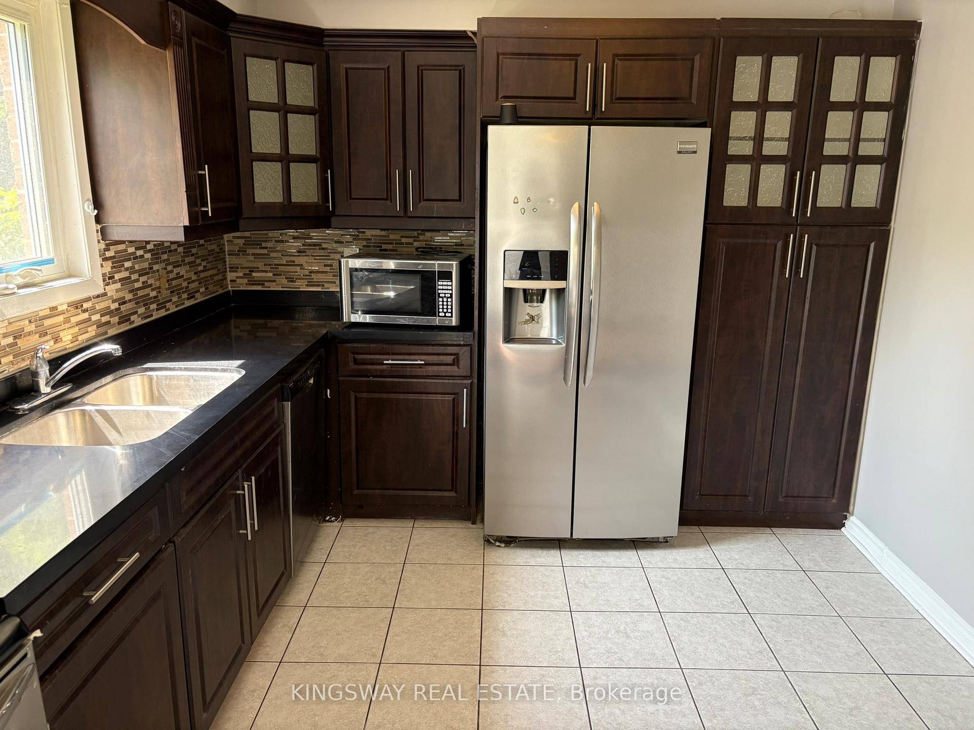 Wow Beautiful Detached With Functional Lay Out Whole House Is Available For Rent, Fresh Paints amp ; Touched Up In Soft Tones, H Wood Flrs.