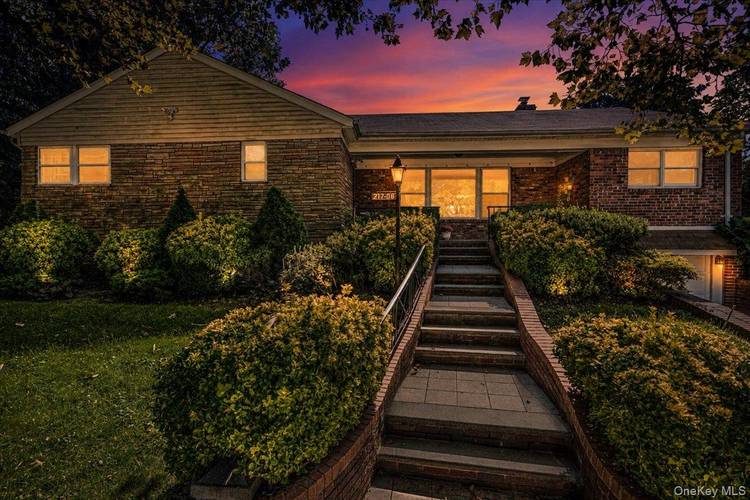 Welcome to this spacious and well maintained 3 bedroom, 2½ bath home offering comfortable living and versatile spaces throughout.