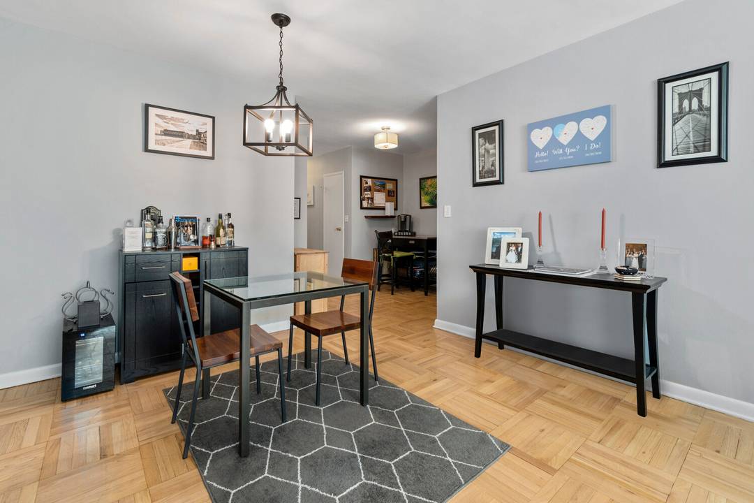 South facing 2 bedroom, 2 bathroom apartment at The Diplomat.