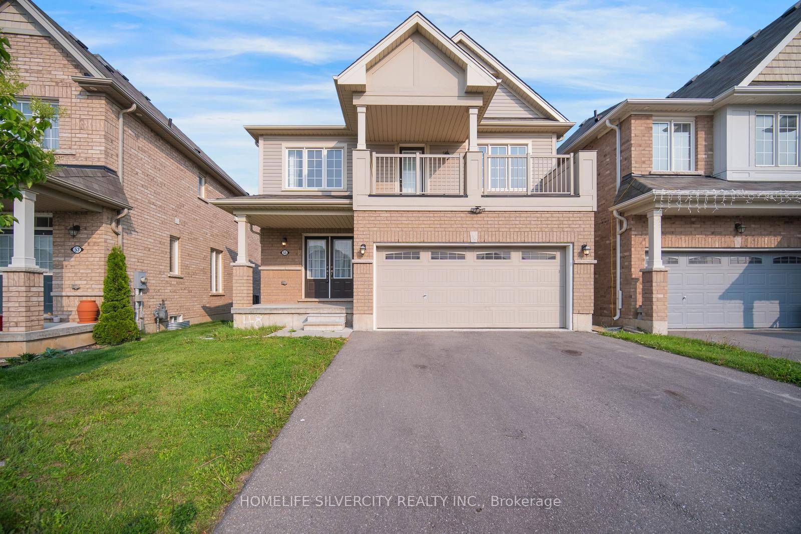 Beautiful 3 Bedroom Detached Home with Legal Walkout Basement Perfect for Modern Family Living.