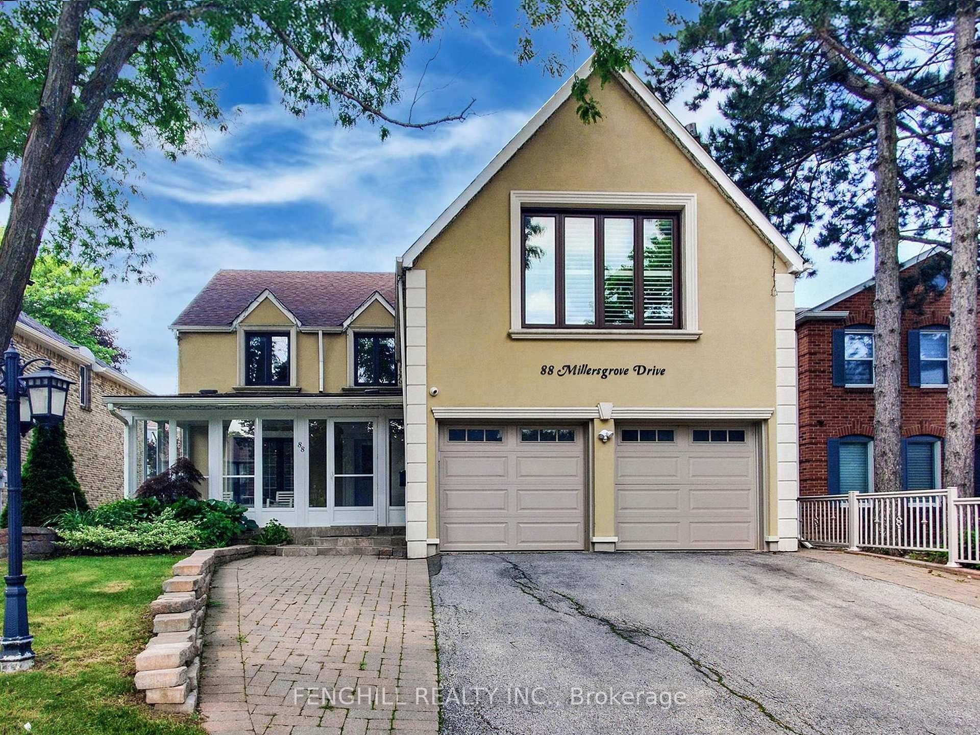 Your Dream House ! Open Concept With High Ceiling For The First Floor.