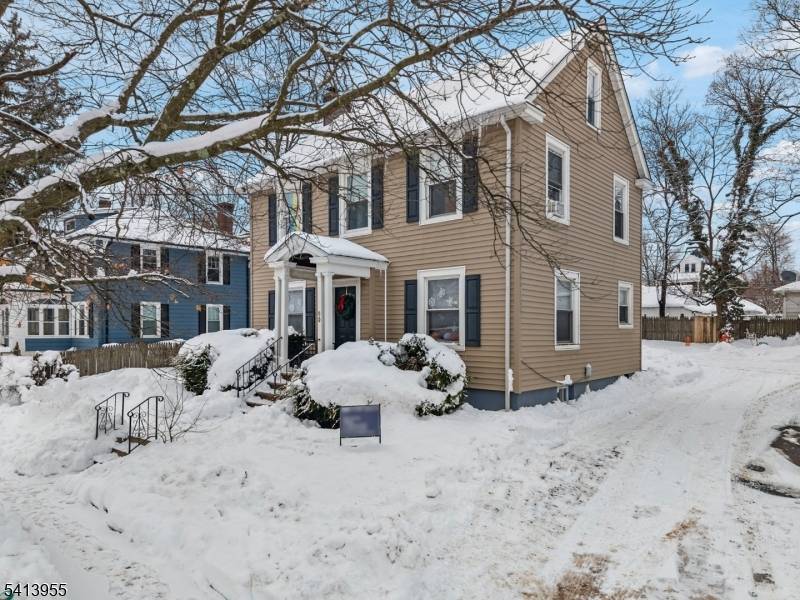 Great rental income near Rutgers !