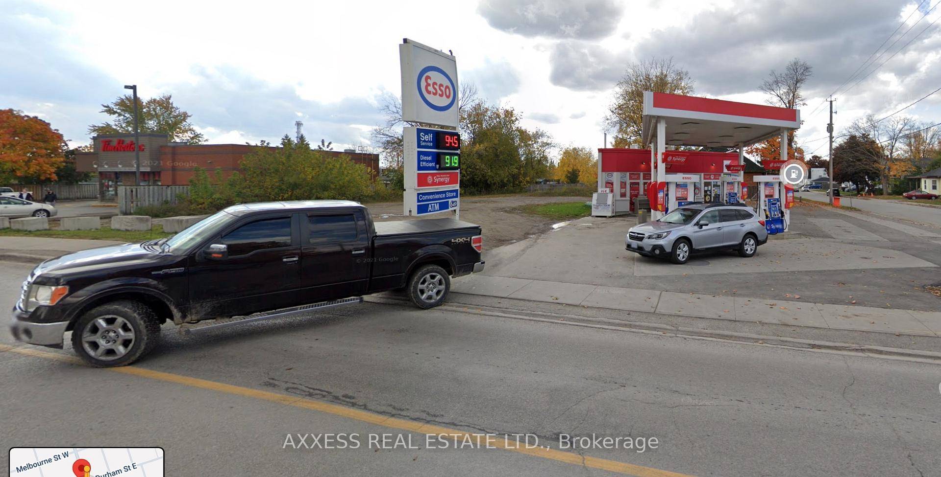 Prime owner occupier gas station opportunity in Lindsay, ideally situated at the intersection of Lindsay Street South and Durham Street West.