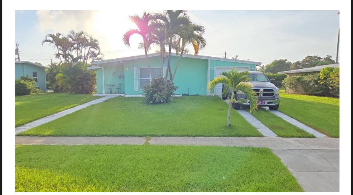 Great, adorable turnkey furnished 2 bedroom cottage rental in quiet and convenient location.