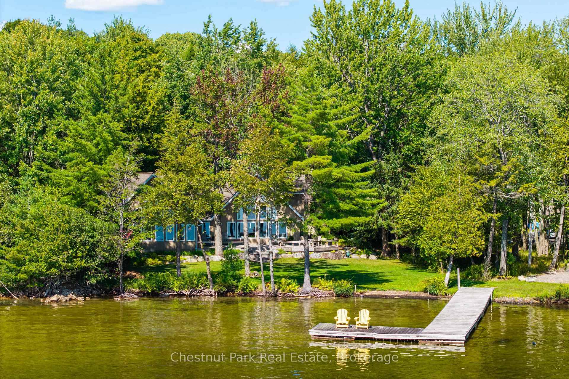 Set on the coveted shores of Lake Rosseau, this exceptional 1.