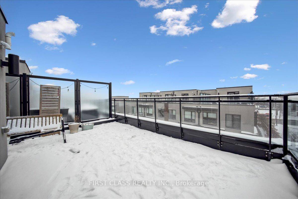 Your Opportunity To Live At The Highly Desired Briar Hill City Towns !