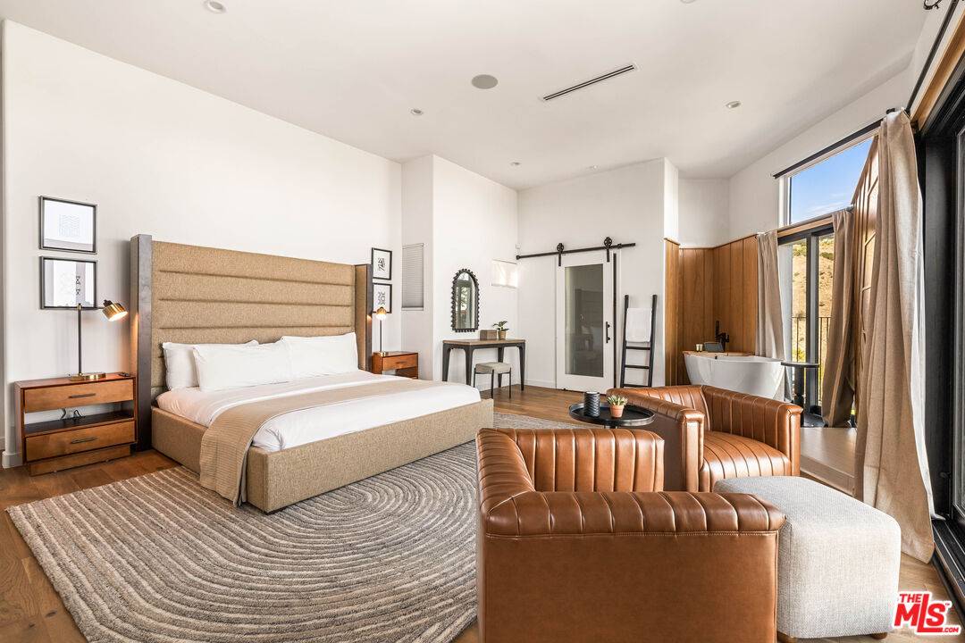 8425 Hillside Ave 5BR Sunset Strip La