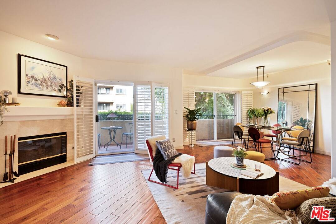 1811   Manning Ave 3BR Beverlywood La