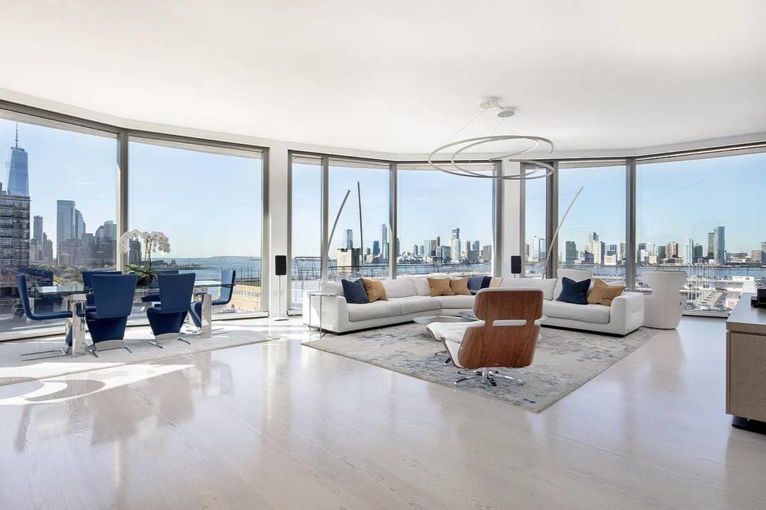 NEW PHOTOS amp ; VIDEOS COMING SOONResidence South 9B at Ian Schrager s 160 Leroy Street is a premier corner home in the West Village s most sought after waterfront ...