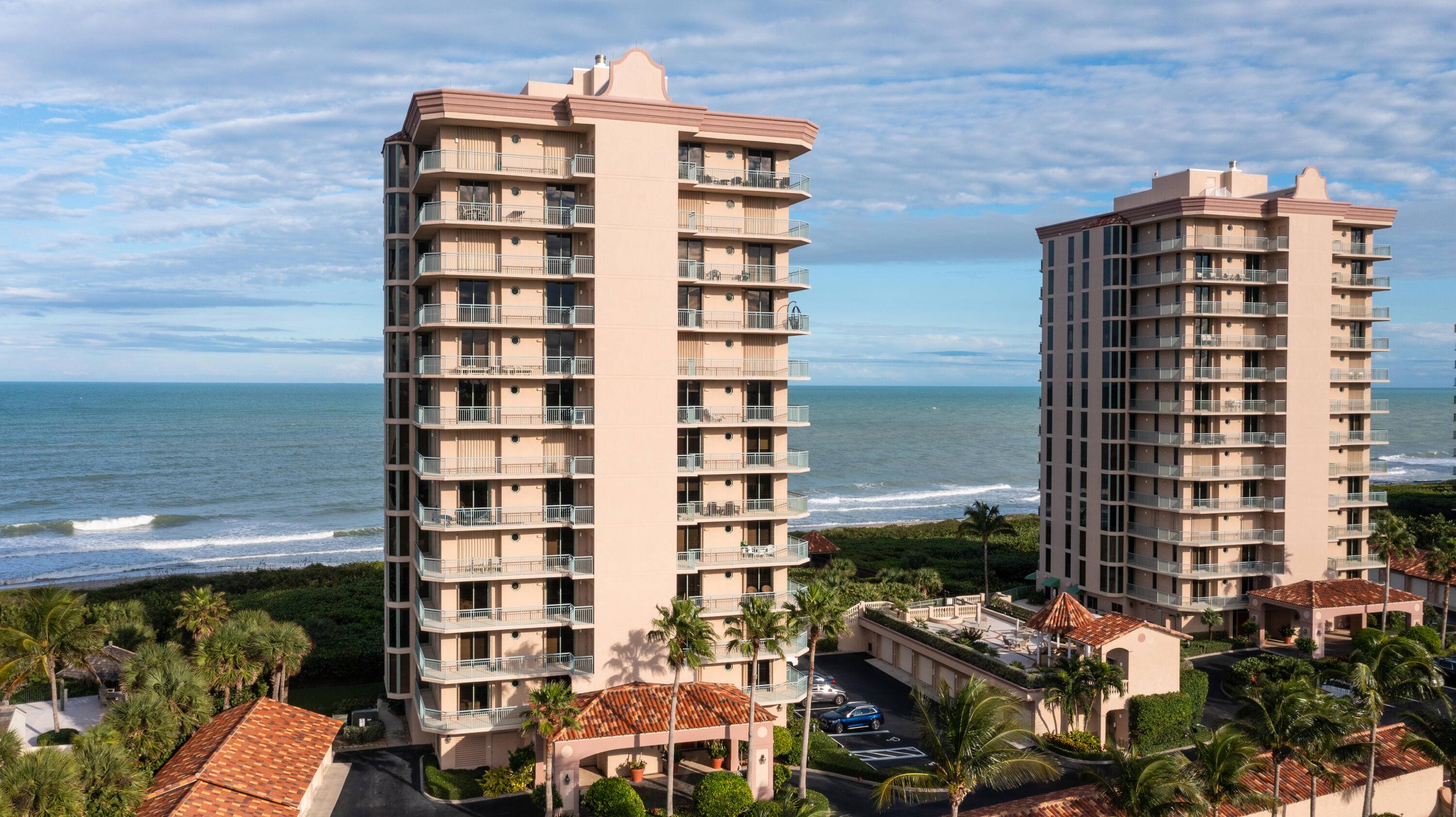 Direct oceanfront NE 12th flor unit with unobstructed, panoramic ocean river views from every room.