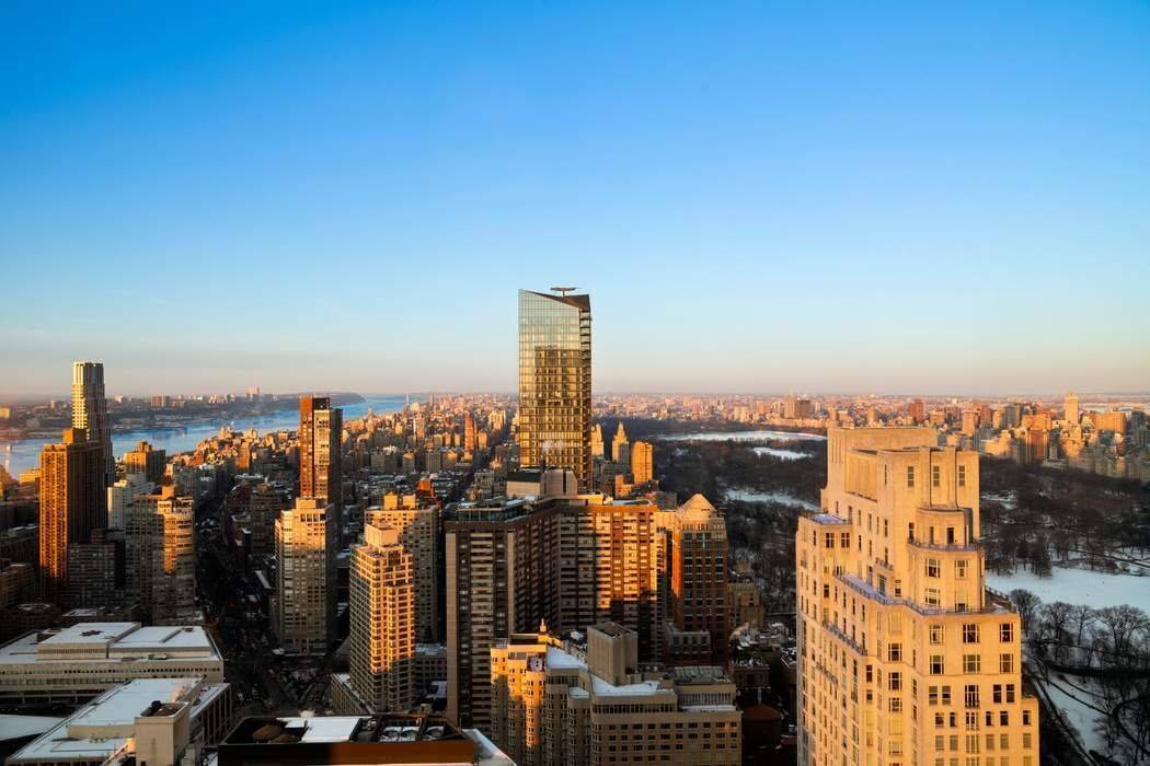 Residence 73B A Rare Corner Masterpiece at The Residences at The Mandarin Oriental Perched high above Columbus Circle, Residence 73B is an exceptional 2, 910 sq ft corner home offering ...