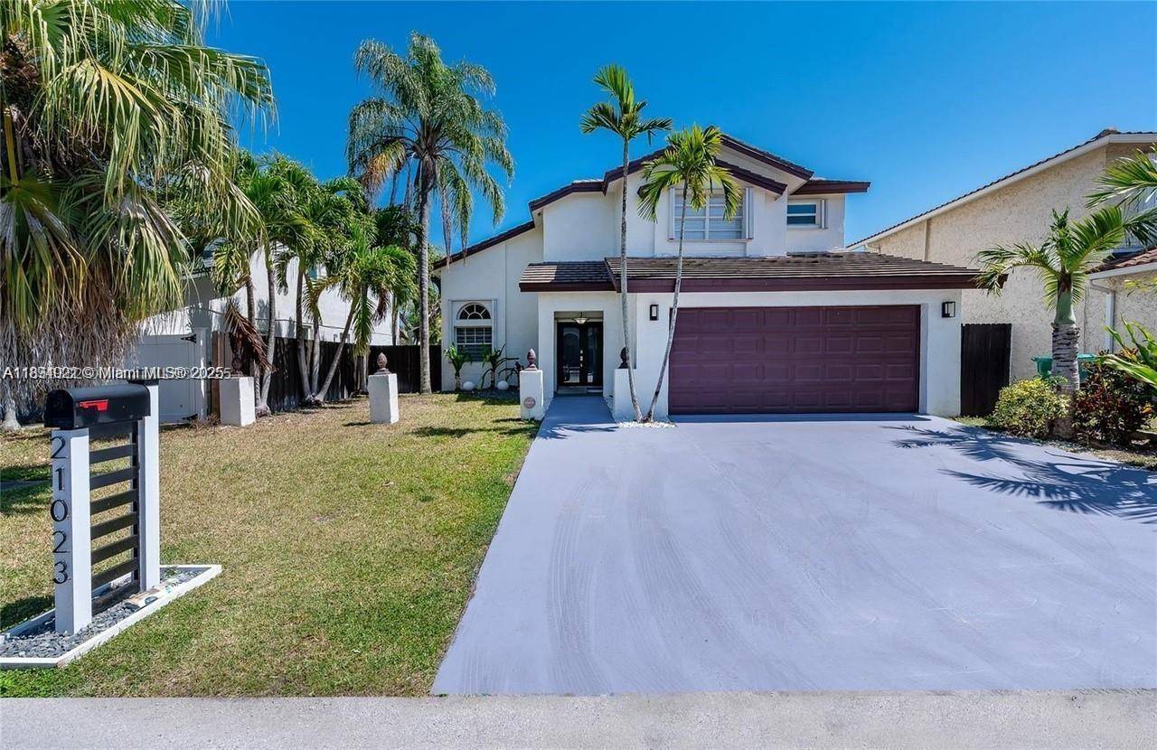 Location, Location. Welcome to the heart of Cutler Bay.