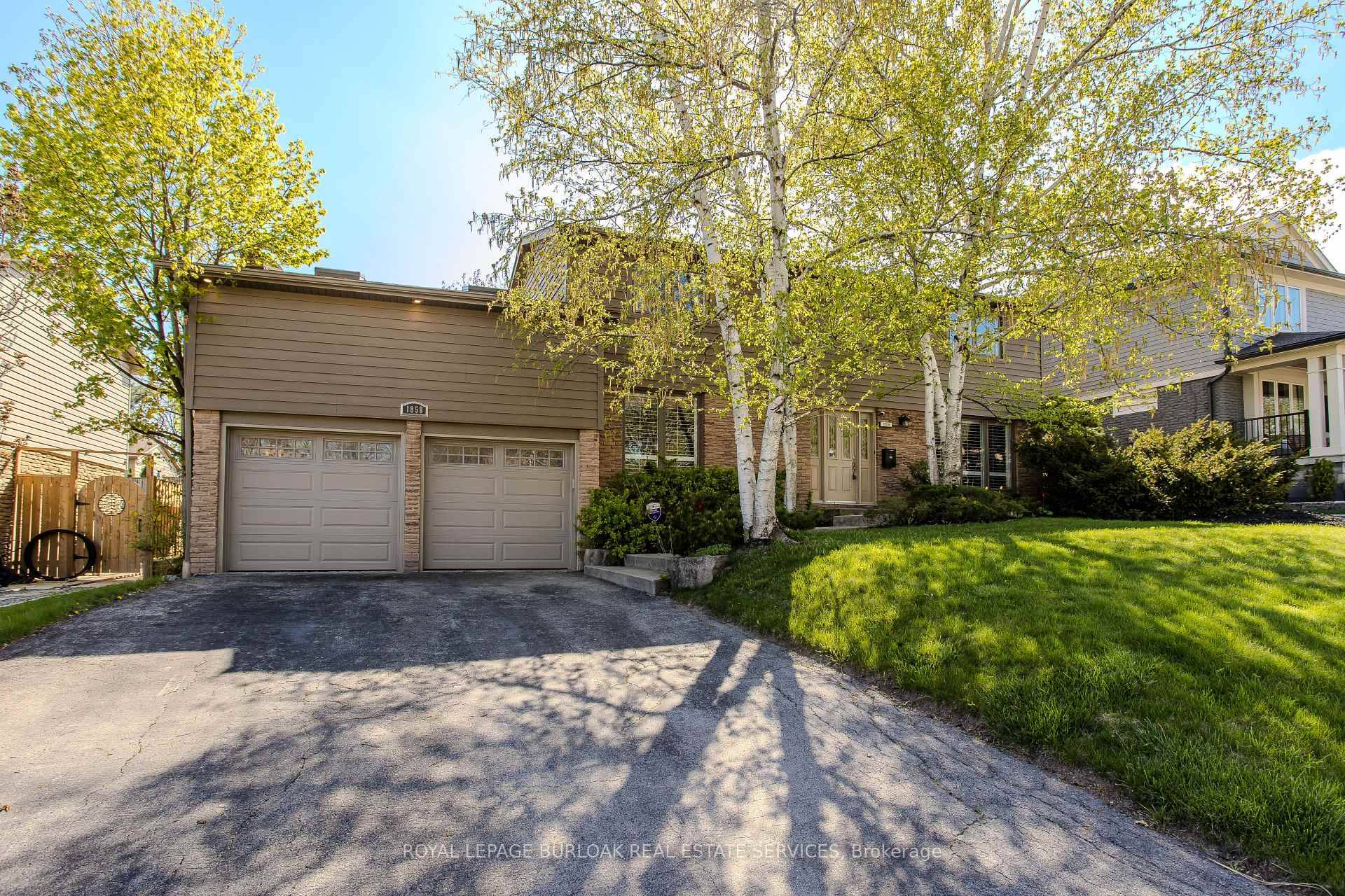 Welcome to your forever home in the quiet, exclusive Tyandaga community one of Burlington's most sought after neighbourhoods !