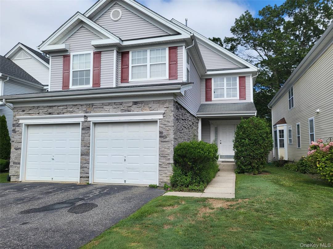 Hampton Model with master en suite on 1st floor and huge basement.